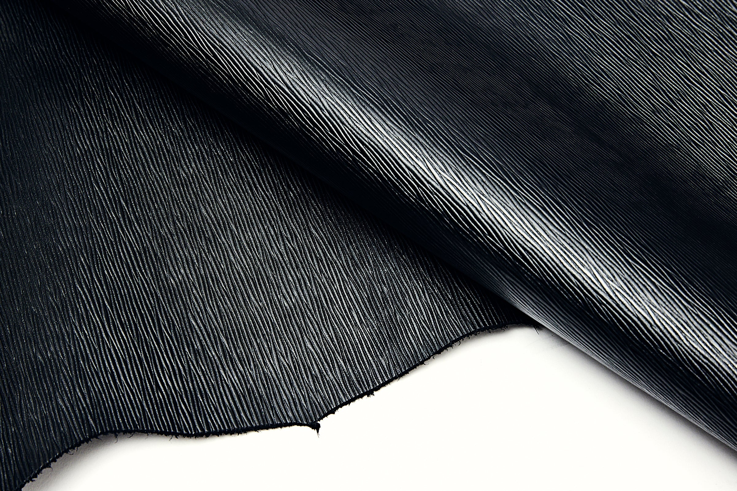 16 Wave Leather